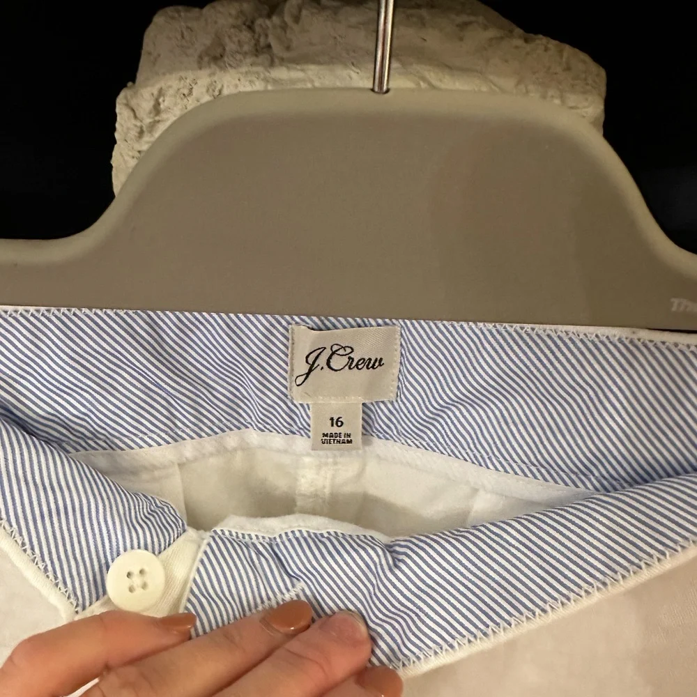 J. Crew White 5" Stretch Chino Short - Picture 3 of 5